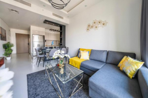 Lux 2BR Downtown - Burj-Fountain View - Pool -GYM
